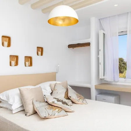 Villa Gold & White *