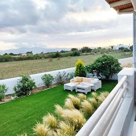 Gold & White Villa Maragkas