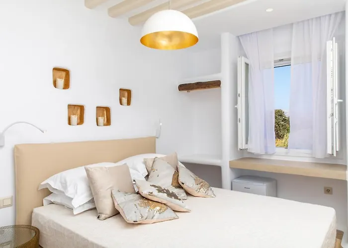 别墅 Gold & White *